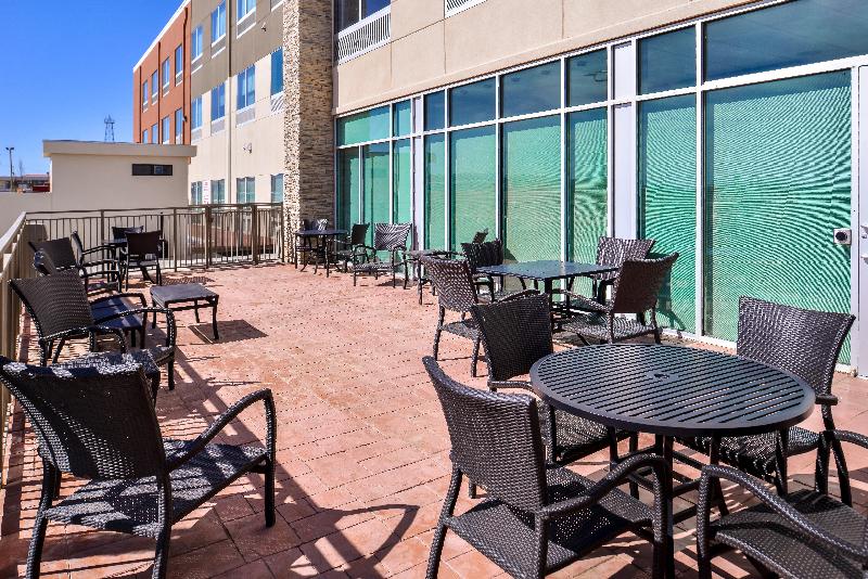 Holiday Inn Express and Suites Van Horn image
