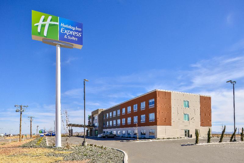 Holiday Inn Express and Suites Van Horn image