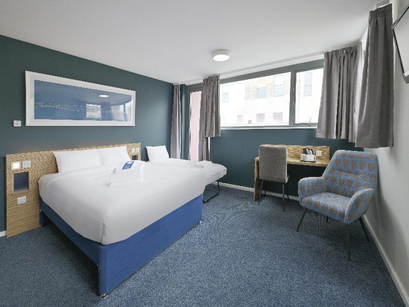 Travelodge Caernarfon image
