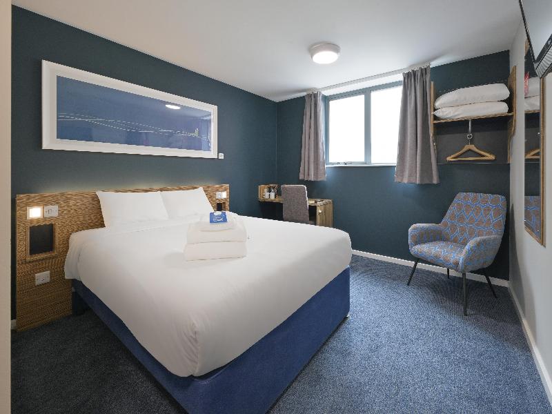 Travelodge Caernarfon image