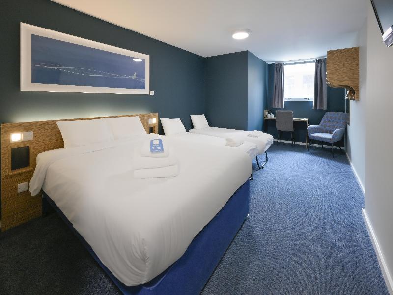 Travelodge Caernarfon image
