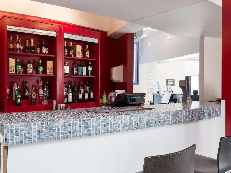 Travelodge Dundee Strathmore Avenue image