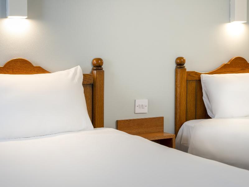 go2 Glasgow Cumbernauld Hotel image