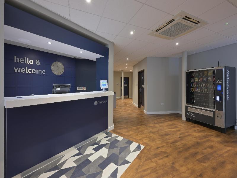 Travelodge Glossop image