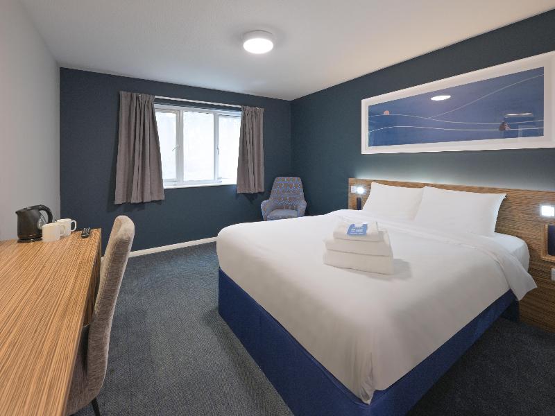 Travelodge Medway M2 image