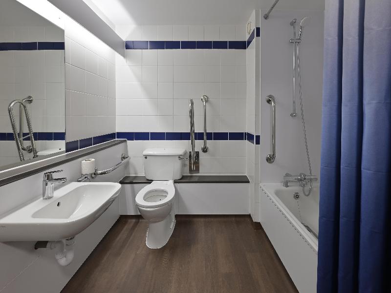 Travelodge Oxford Peartree image