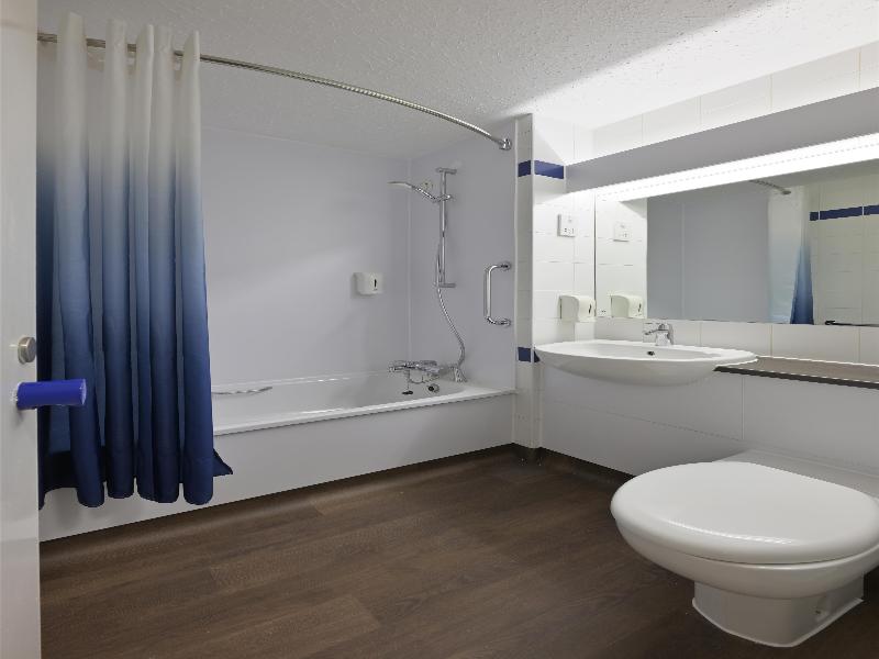 Travelodge Stonehouse image