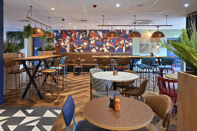 Travelodge Sunbury M3 image