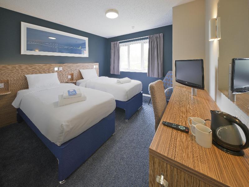 Travelodge Swansea M4 image