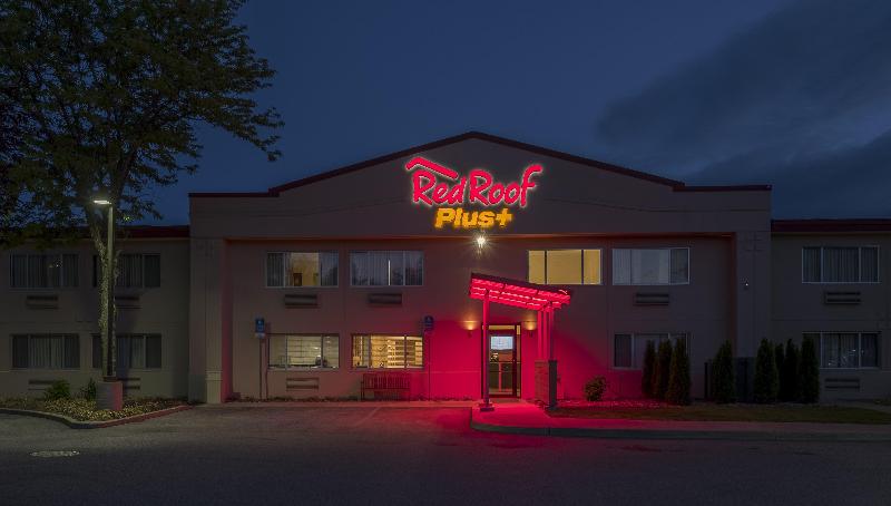 Red Roof PLUS+ Poughkeepsie image