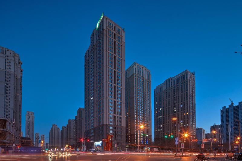 Holiday Inn Express Shenyang Tawan image