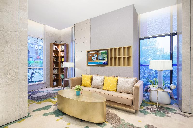 Holiday Inn Express Shenyang Tawan image