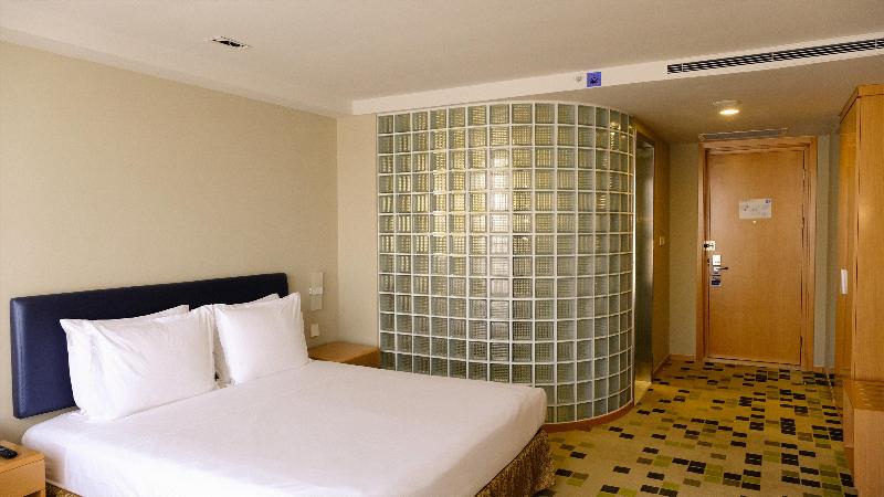 Holiday Inn Express Zhangjiakou Park View image