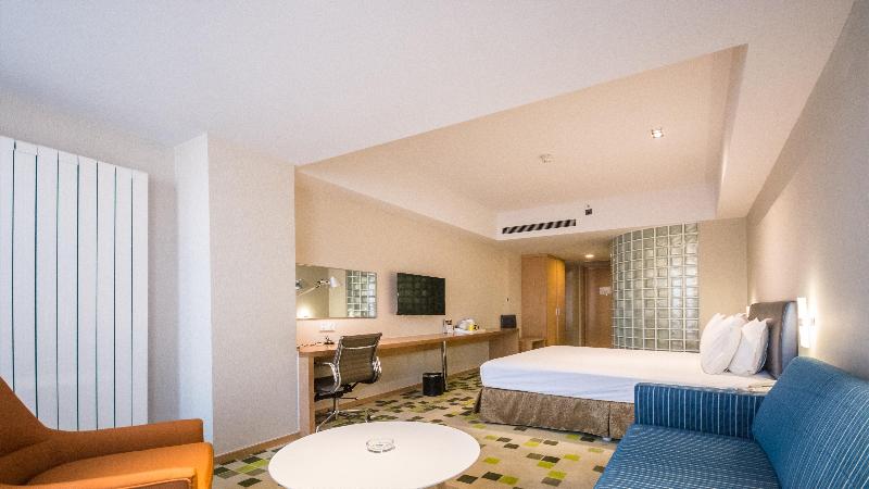 Holiday Inn Express Zhangjiakou Park View
