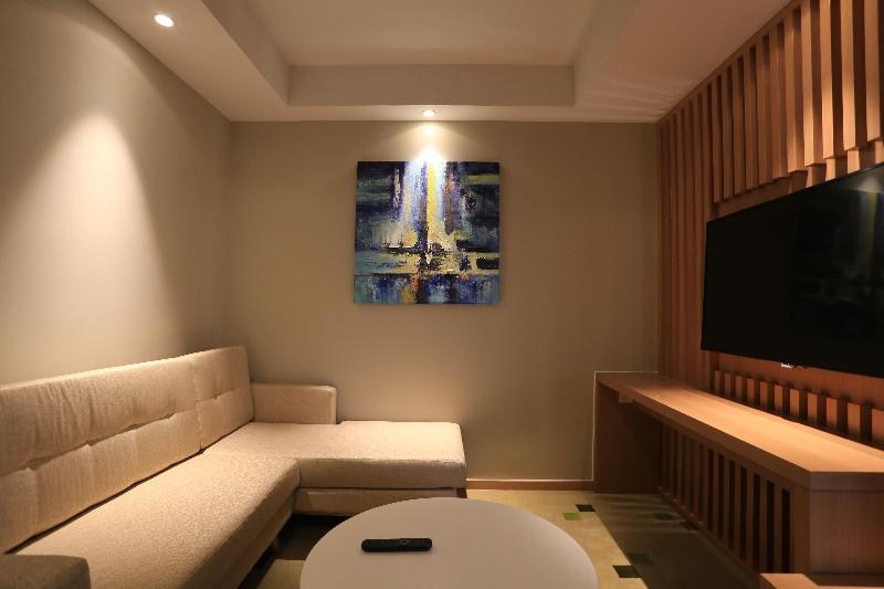 Holiday Inn Express Zhangjiakou Park View image