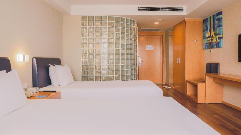 Holiday Inn Express Zhangjiakou Park View image