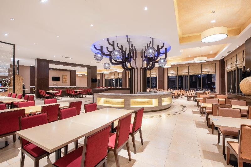 Holiday Inn Express Changbaishan image