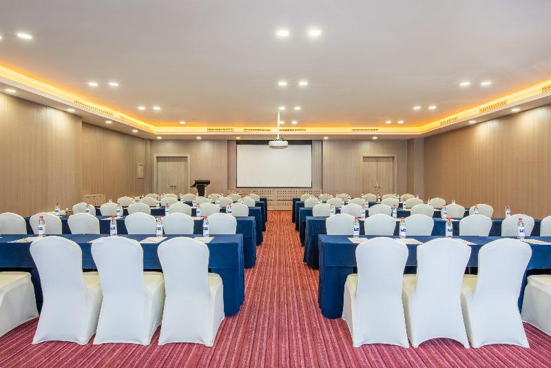Holiday Inn Express Changbaishan image