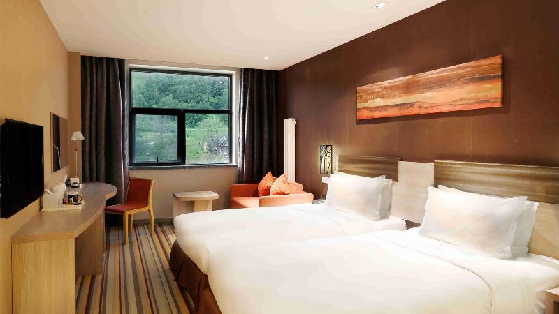 Holiday Inn Express Changbaishan image