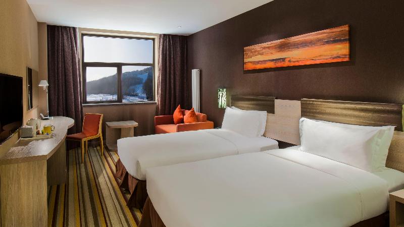 Holiday Inn Express Changbaishan image