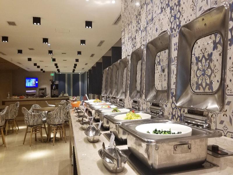 Holiday Inn Express Chengdu Wenjiang Hotspring