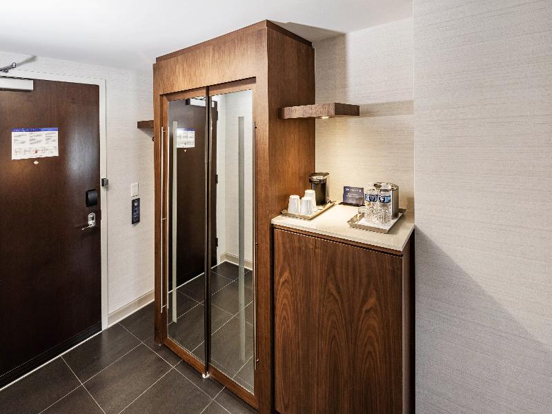 Radisson Blu Mall of America image
