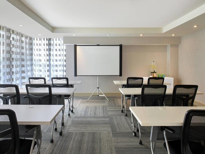 Four Points by Sheraton Coral Gables image