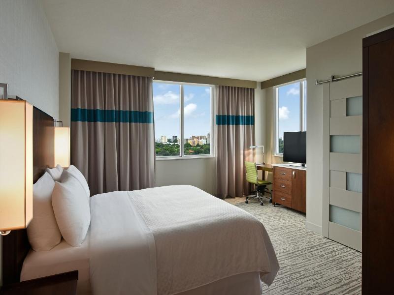 Four Points by Sheraton Coral Gables image