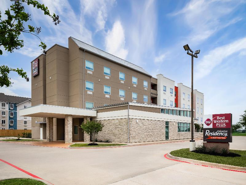 Best Western Plus Executive Residency Baytown image