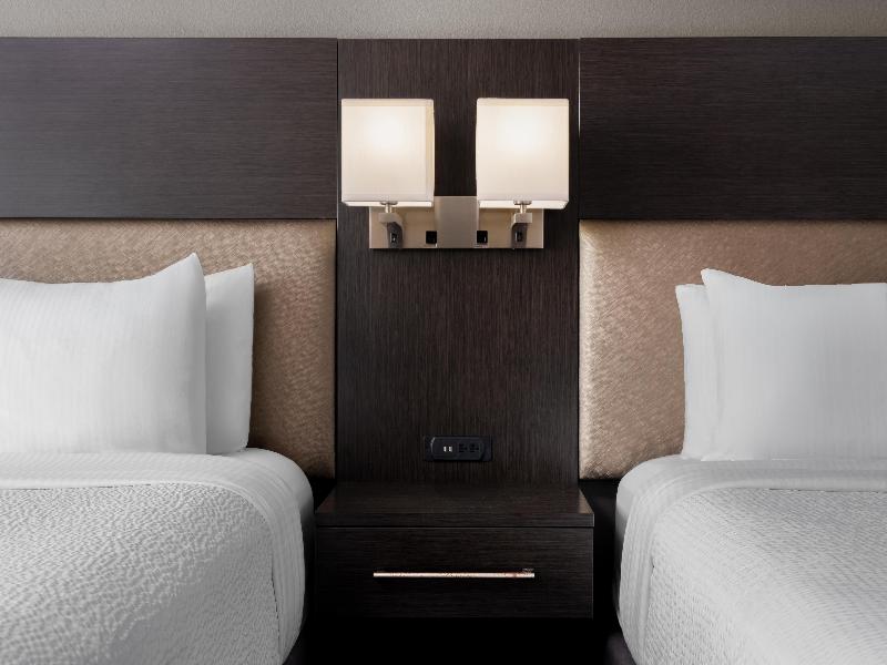 Best Western Plus Executive Residency Baytown image