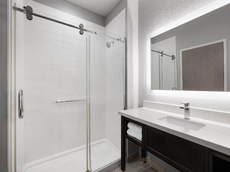 Best Western Plus Executive Residency Baytown image