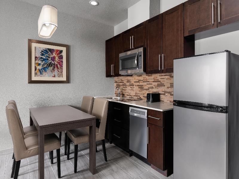 Best Western Plus Executive Residency Baytown image