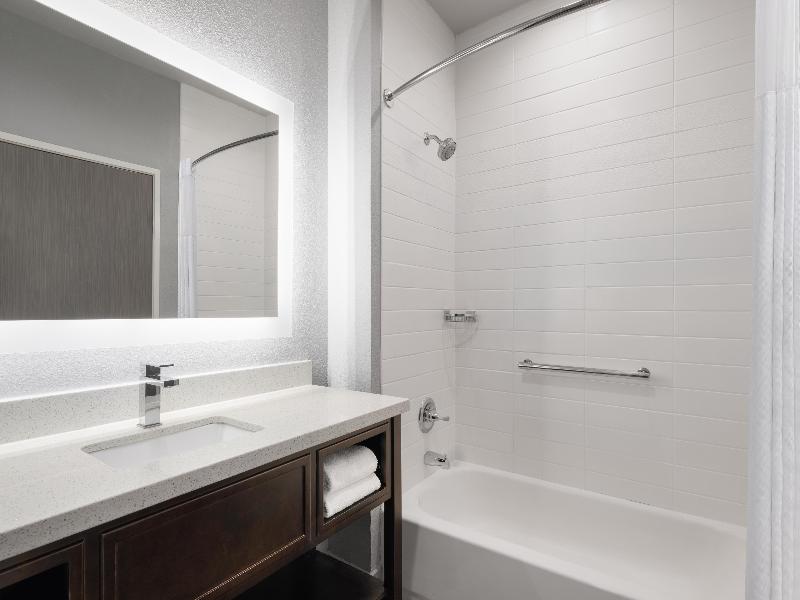 Best Western Plus Executive Residency Baytown image