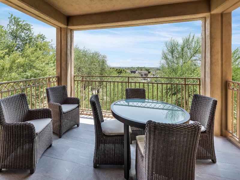 Canyon Suites At The Phoenician, Luxury Collection image