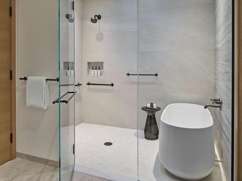 Canyon Suites At The Phoenician, Luxury Collection image