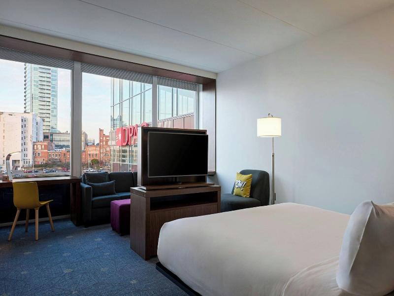 Aloft Durham Downtown image