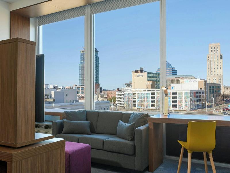 Aloft Durham Downtown image