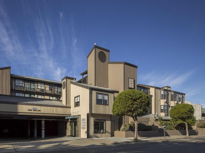 Wave Street Inn image