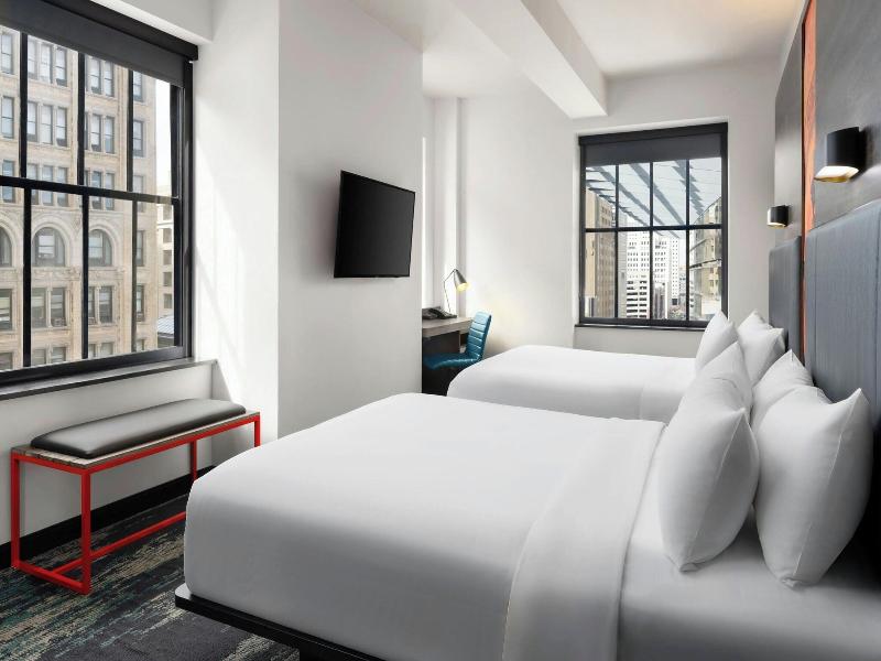 Aloft Philadelphia Downtown image