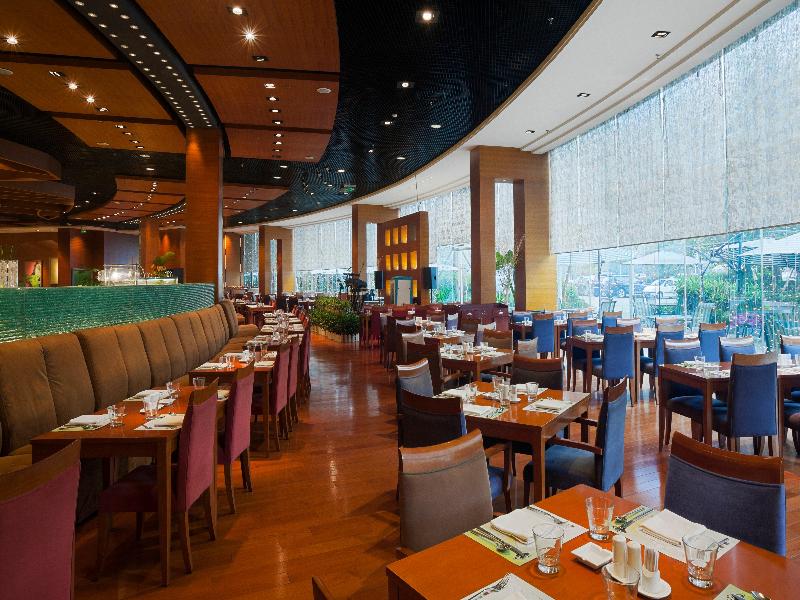 Holiday Inn Chengdu Century City-East tower
