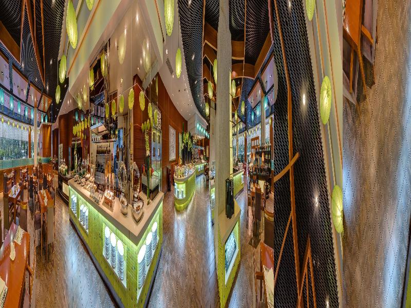 Holiday Inn Chengdu Century City-East tower