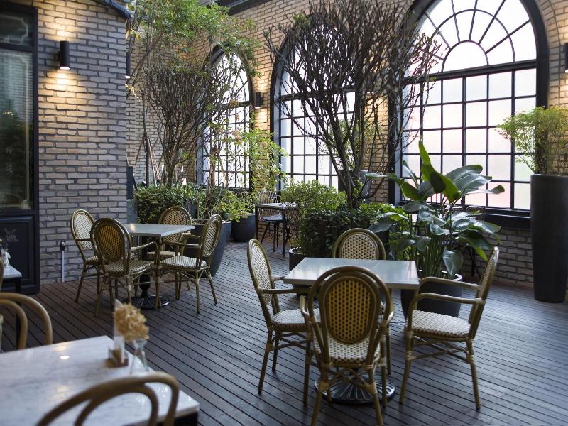 Hongdae 9 Brick Hotel image