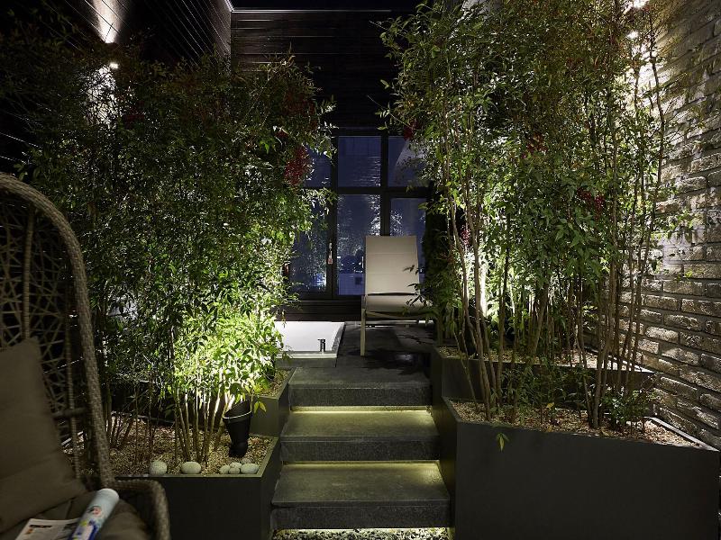 Hongdae 9 Brick Hotel image