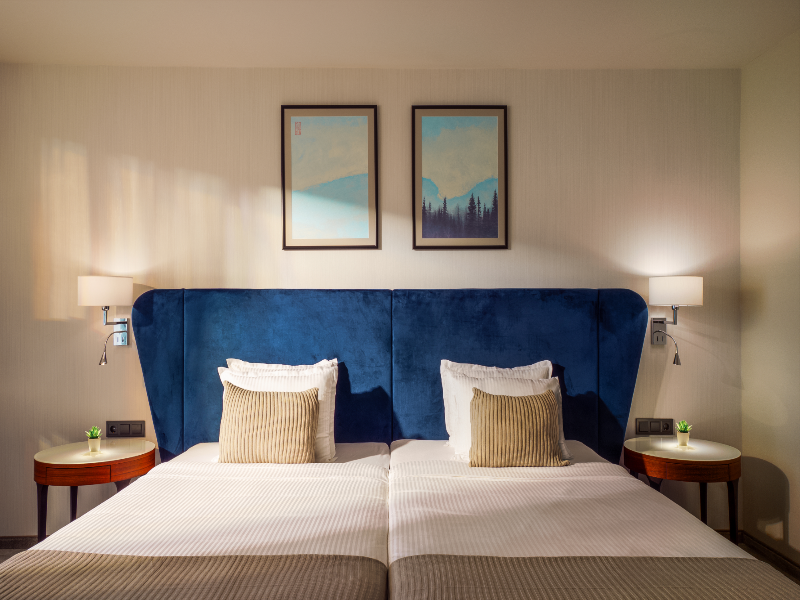 Astor Garden Hotel image