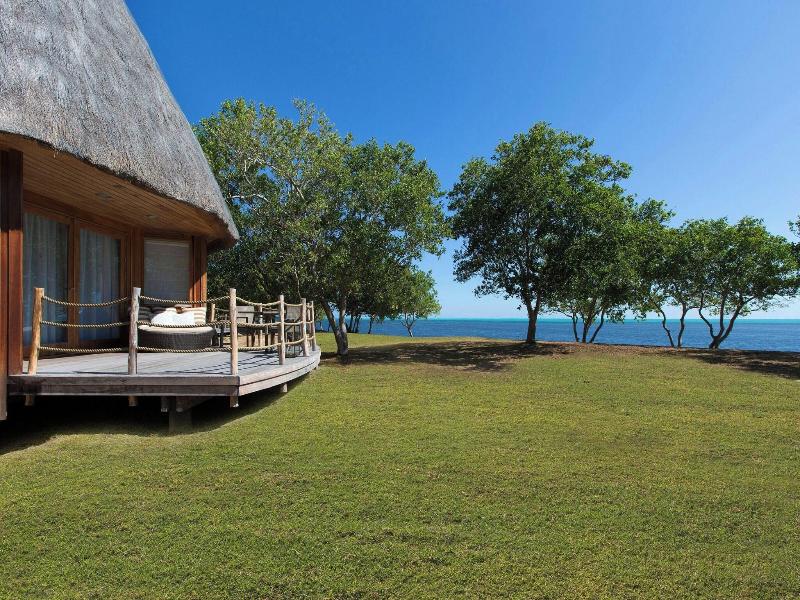 Sheraton New Caledonia Deva Spa & Golf Resort image