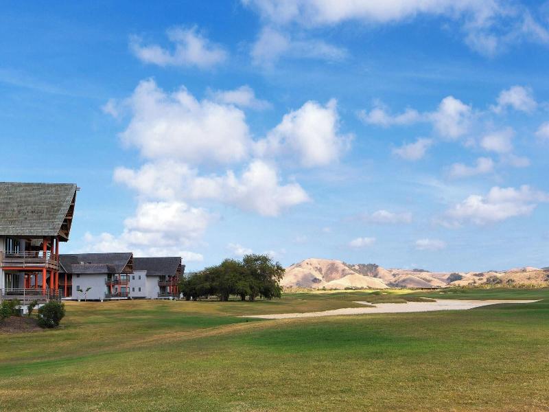 Sheraton New Caledonia Deva Spa & Golf Resort image