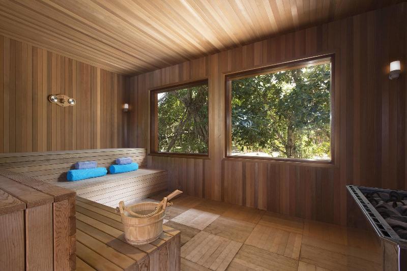 Sheraton New Caledonia Deva Spa & Golf Resort image