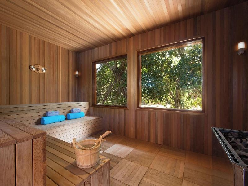 Sheraton New Caledonia Deva Spa & Golf Resort image