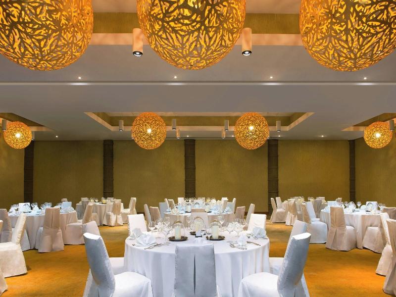 Sheraton New Caledonia Deva Spa & Golf Resort image