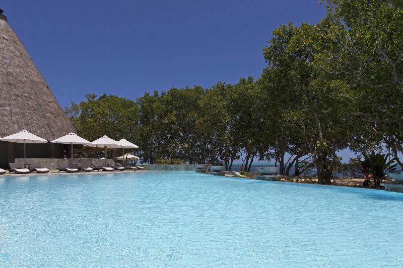 Sheraton New Caledonia Deva Spa & Golf Resort image